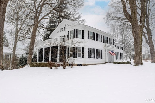 view of front of home