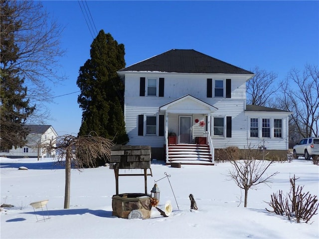 view of front of property