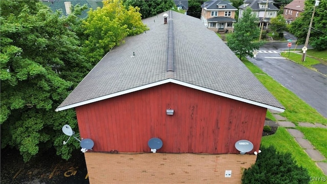 view of outdoor structure