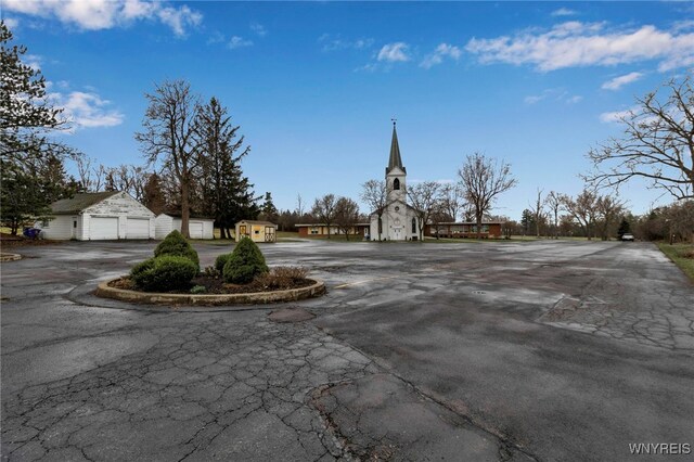 1475 Orchard Park Rd, West Seneca, NY 14224