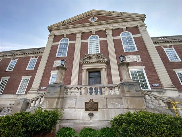 view of building exterior