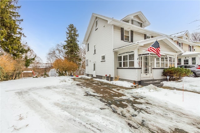 view of front of home