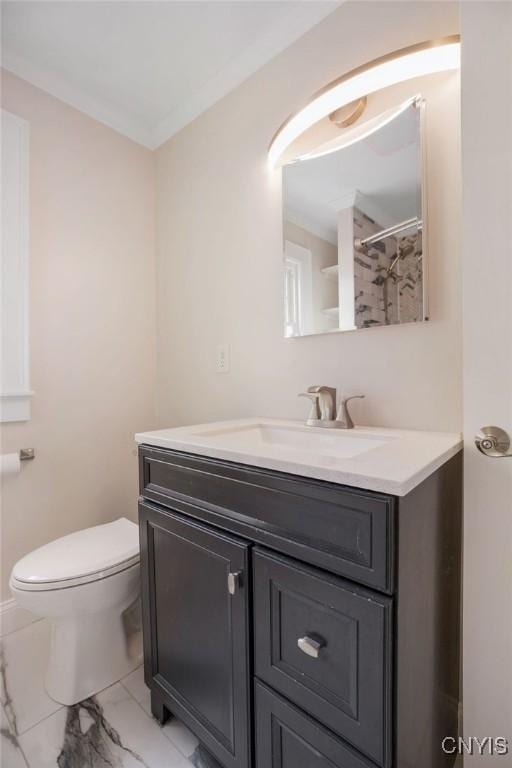 full bath featuring toilet, a shower with curtain, marble finish floor, crown molding, and vanity