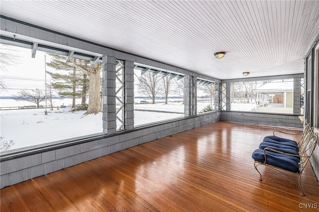 view of unfurnished sunroom