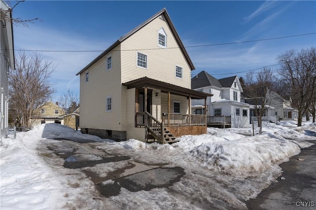 view of front of property