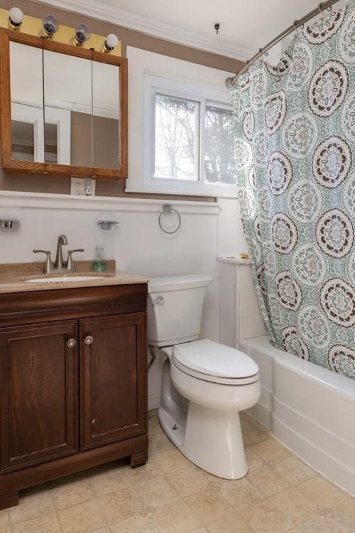 903 W 1st St, Elmira, NY 14905 - bathroom with vanity, ornamental molding, and shower / bathtub combination with curtain