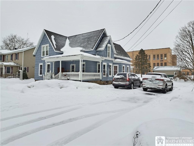 view of front of home with covered porch