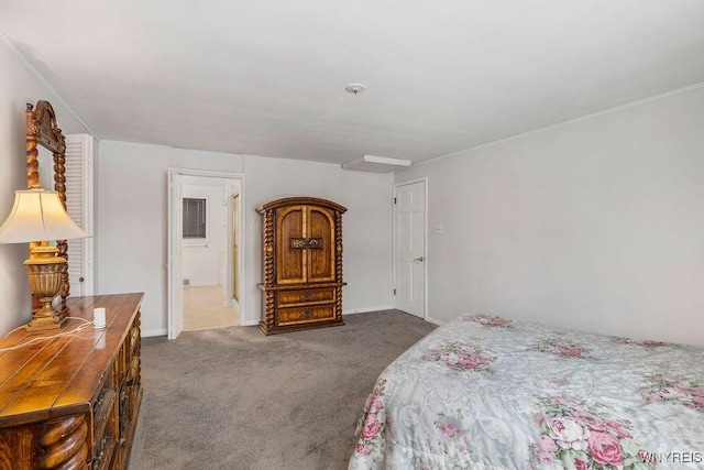 bedroom with carpet floors and baseboards