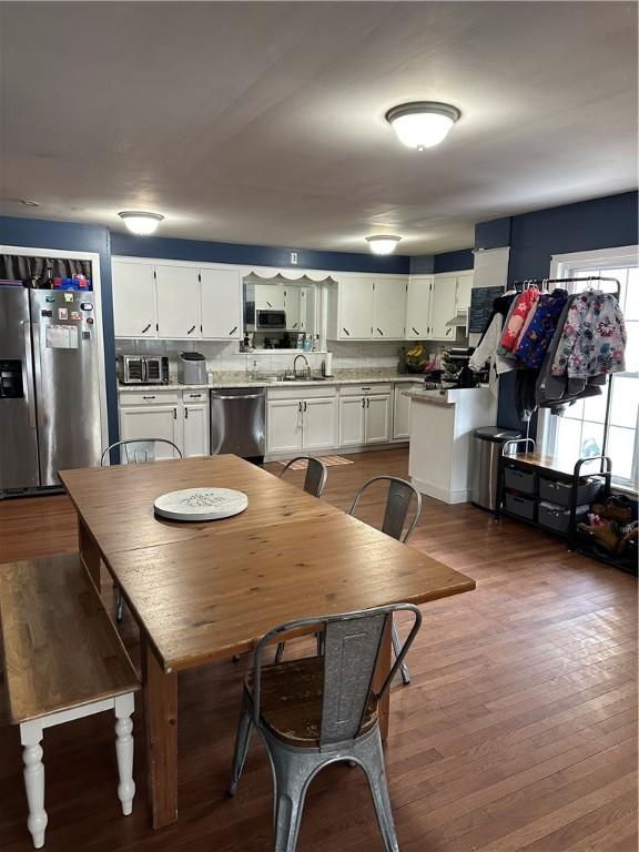 dining room featuring wood finished floors