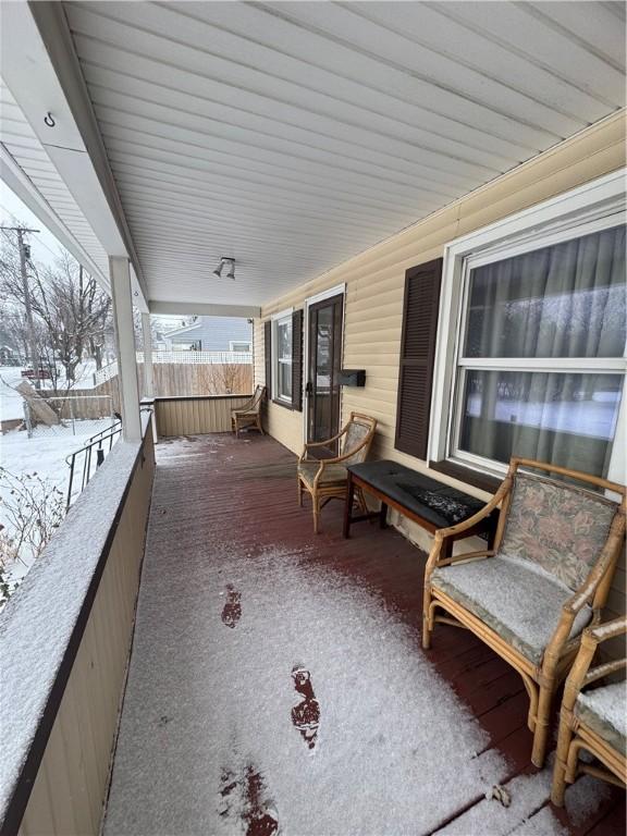 view of patio / terrace with a porch