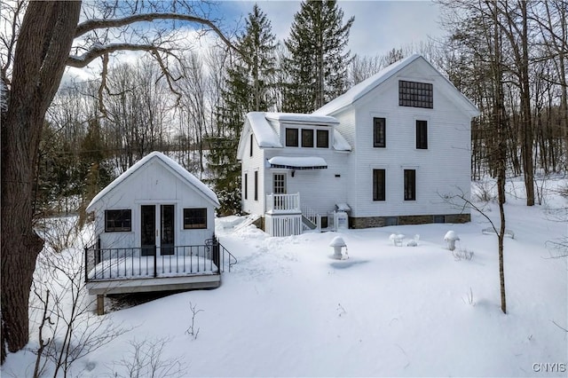 view of front of house