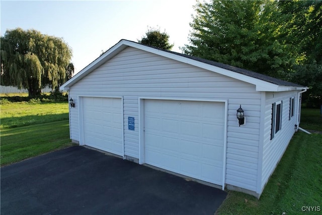 view of detached garage