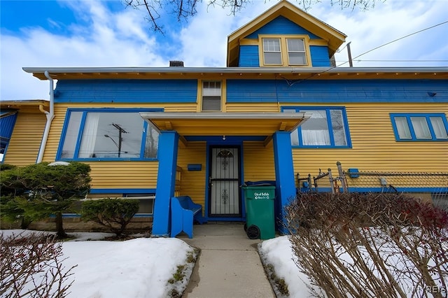 view of front of house