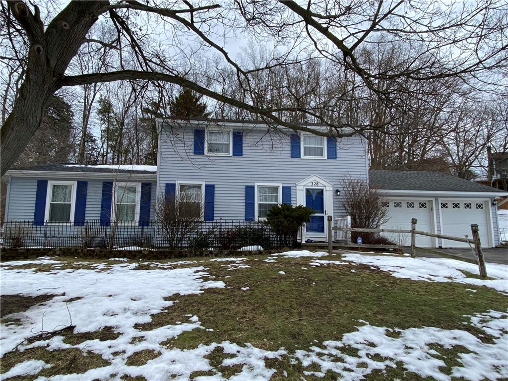 view of front of home featuring an attached garage