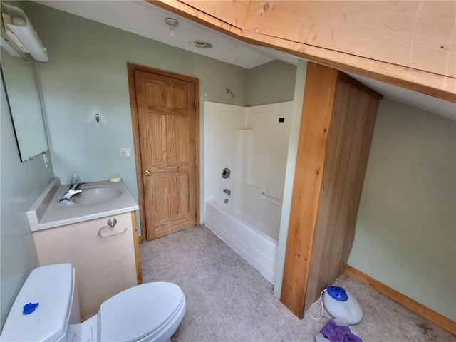 full bath with shower / bath combination, vanity, toilet, and baseboards