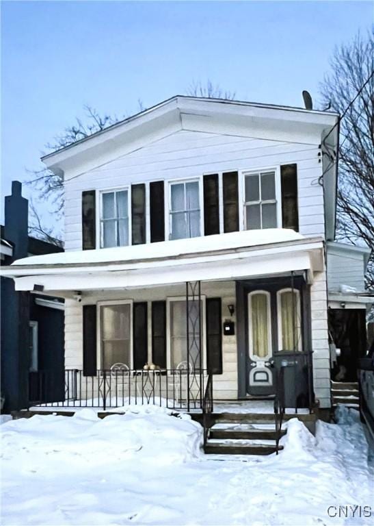 view of front facade with covered porch