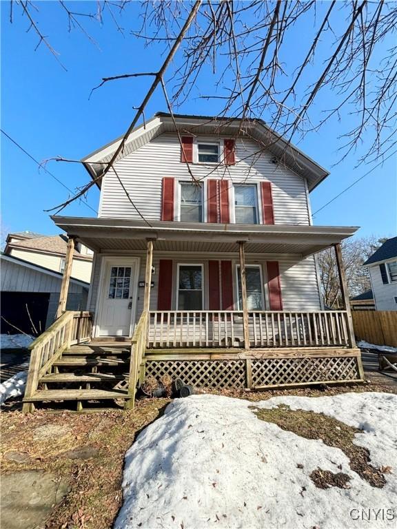 view of front of property with covered porch