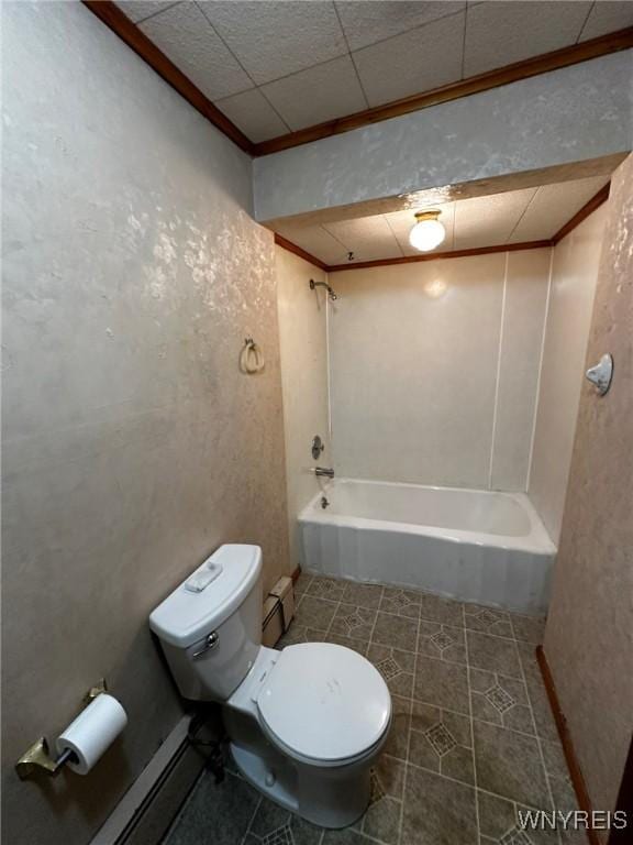 full bath featuring shower / bath combination, toilet, a baseboard radiator, baseboard heating, and crown molding