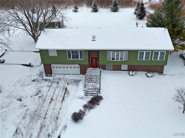 view of front of house with a garage