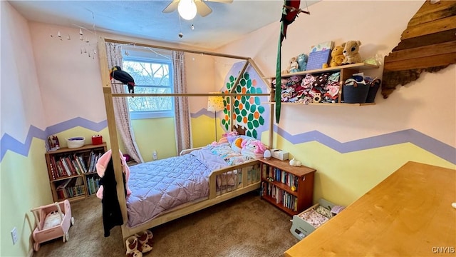 bedroom with carpet flooring