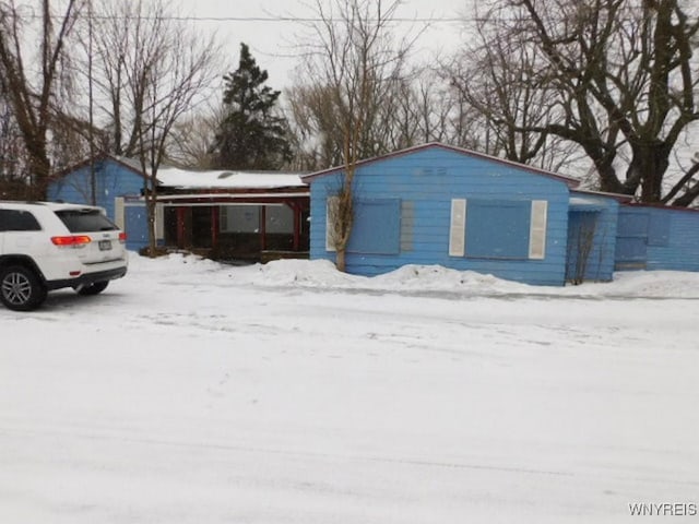 view of front of home