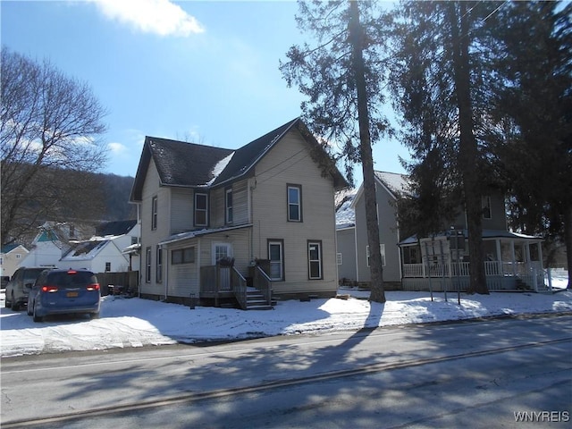 view of front of home