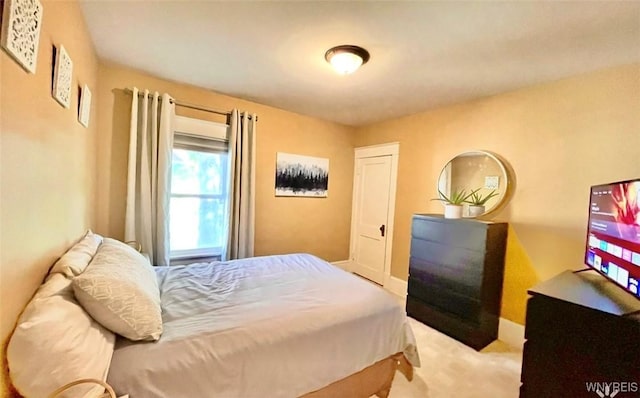 bedroom featuring carpet floors