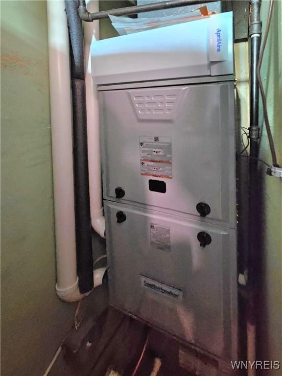 utilities with heating unit