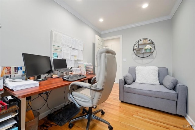 office space with baseboards, ornamental molding, wood finished floors, and recessed lighting