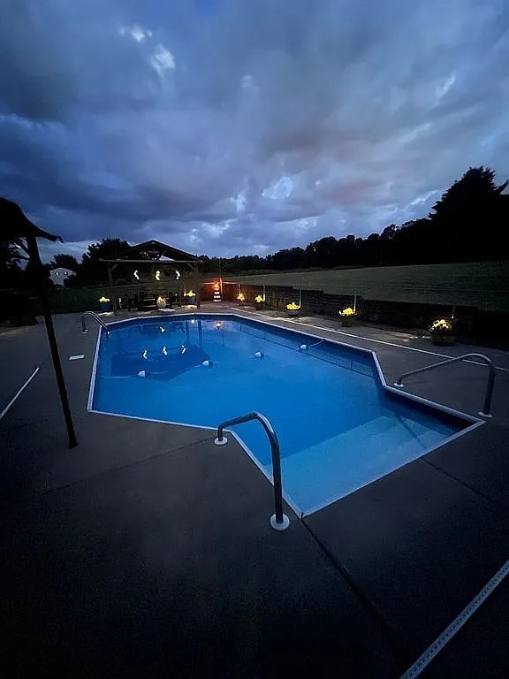 view of outdoor pool