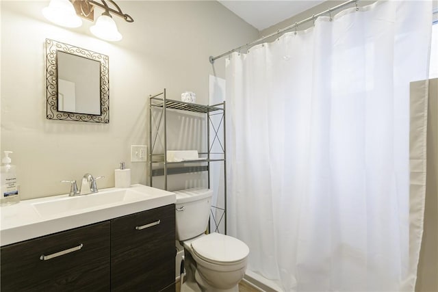2956 Saint Paul Blvd, Irondequoit, NY 14617 - full bathroom with a shower with shower curtain, vanity, and toilet