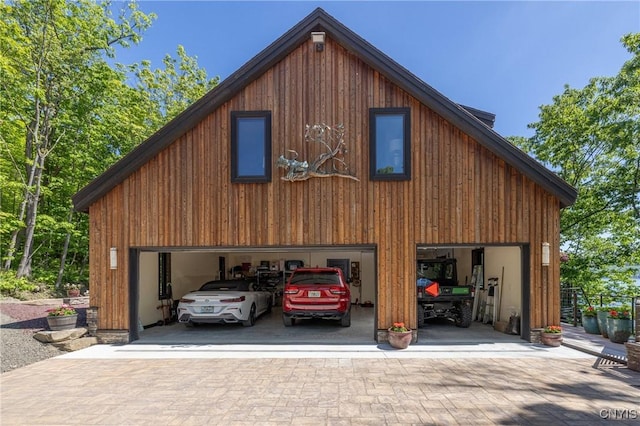 view of detached garage