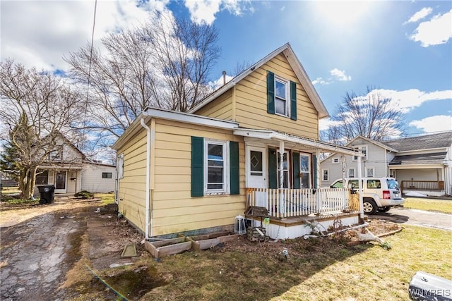 bungalow featuring covered porch