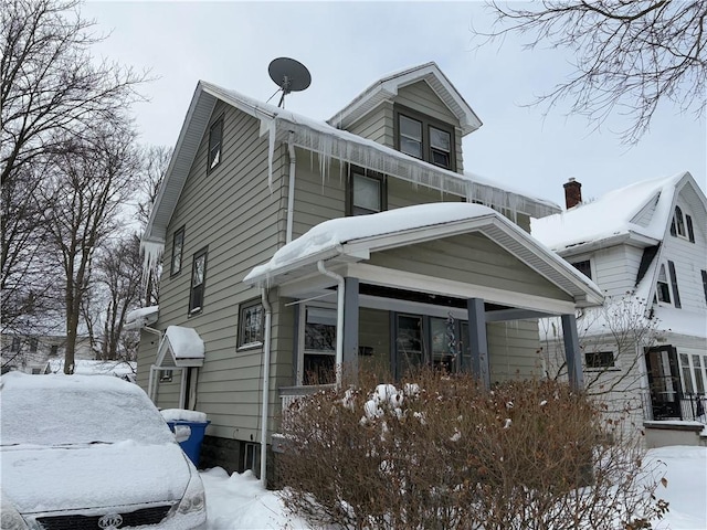 view of traditional style home