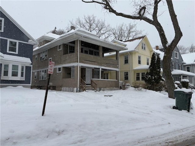 view of front of home featuring covered porch