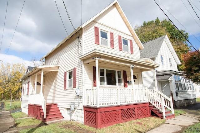 view of front facade with covered porch