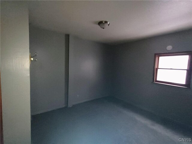 812 Kirkpatrick St, Syracuse, NY 13208 - view of empty room
