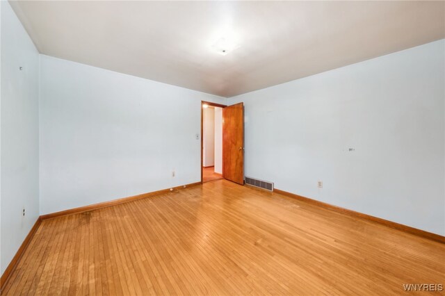 24 Greenwood Cir, North Tonawanda, NY 14120 - photo 16