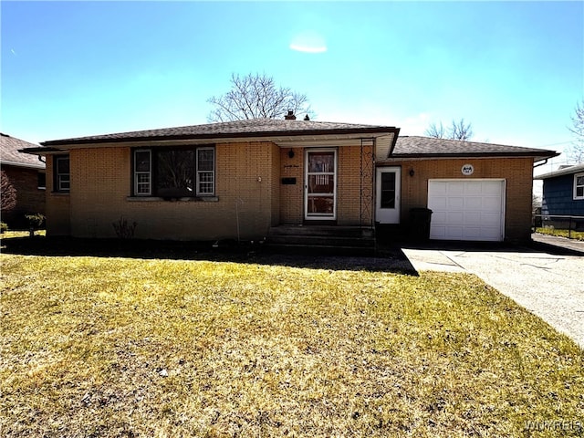 24 Greenwood Cir, North Tonawanda, NY 14120 - photo 1