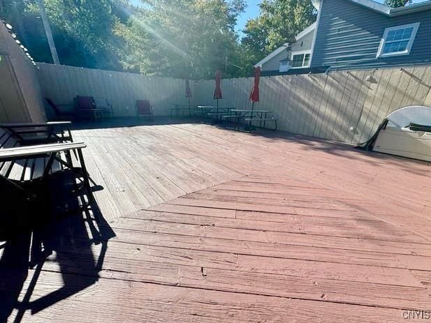 deck with fence