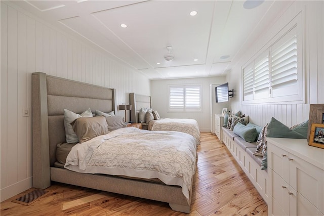 bedroom with recessed lighting, visible vents, and light wood-style flooring