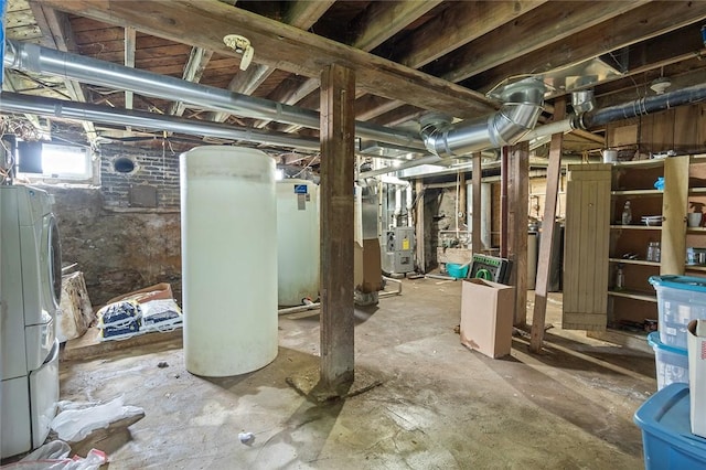 basement with washer / dryer and heating unit