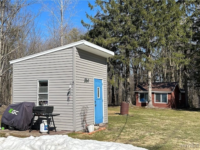 view of outbuilding with an outbuilding