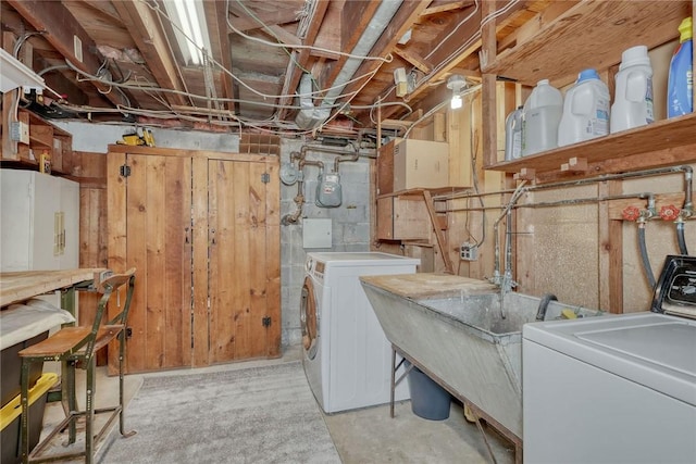 laundry area with washing machine and dryer and laundry area