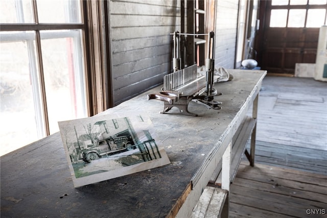 details featuring wood finished floors