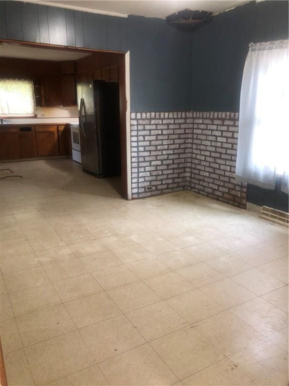 15 8th St, Oneonta-City, NY 13820 - empty room featuring light floors