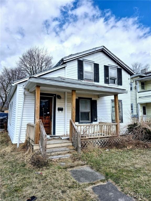 view of front of property with covered porch