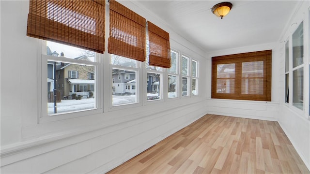 view of unfurnished sunroom