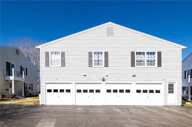 view of front of house featuring an attached garage