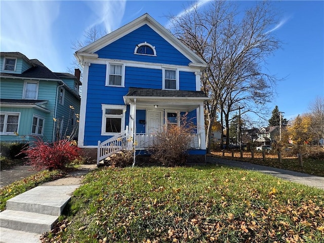 view of front of home with covered porch